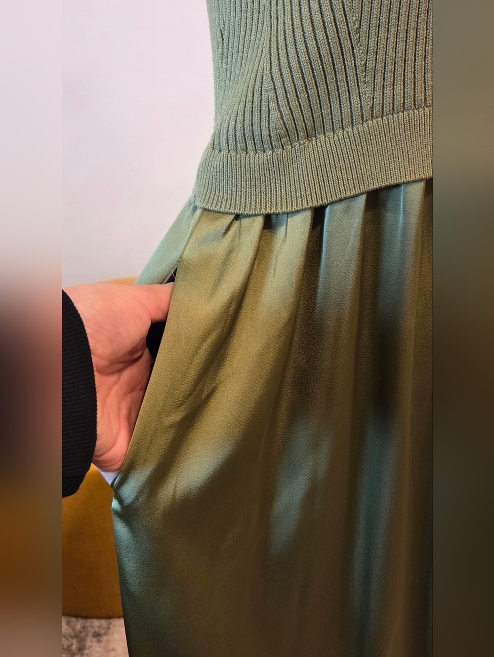 Taylor Olive Green Sleeveless Knit-to-Satin Maxi Dress, Size S - Picture 8 of 15